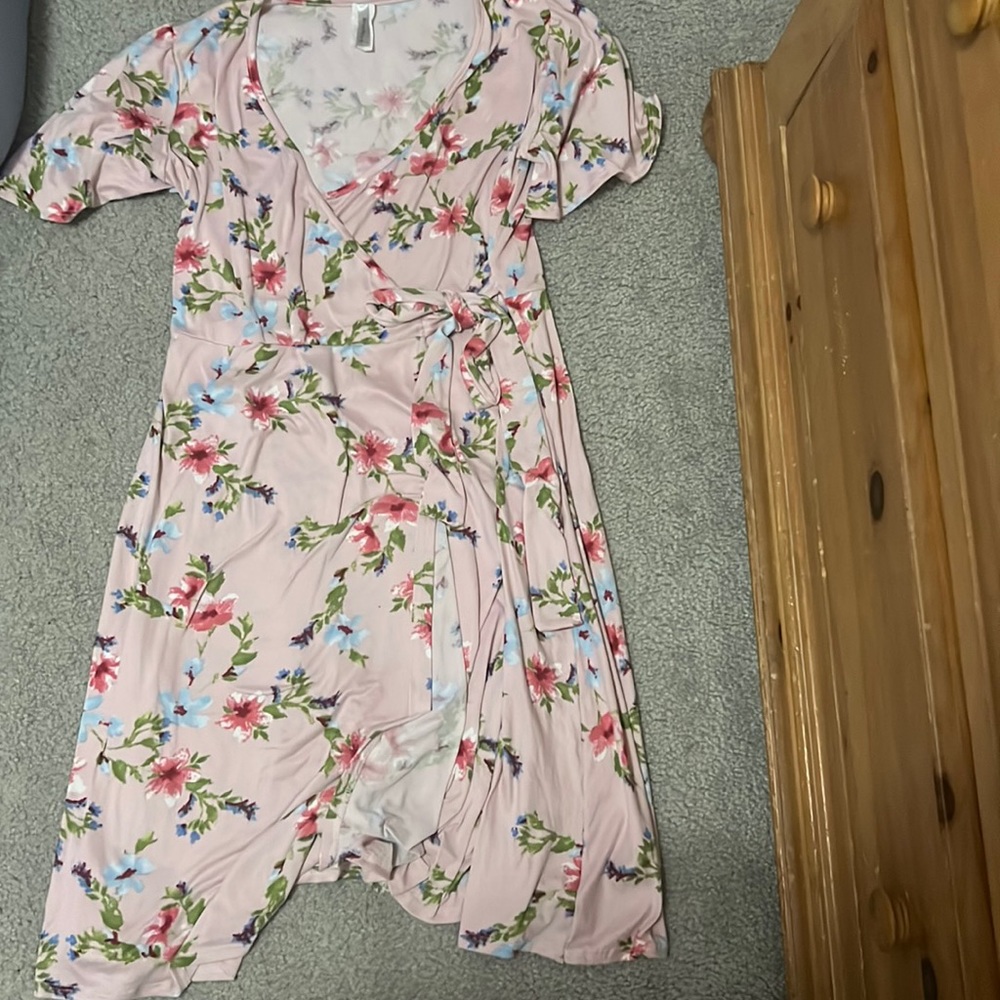 Acting pro tor across dress medium